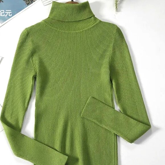 YELLOW GREEN ONE SIZE FITS MOST FINE RIBBED LONG SLEEVE LIGHTWEIGHT TURLENECK - Picture 1 of 1
